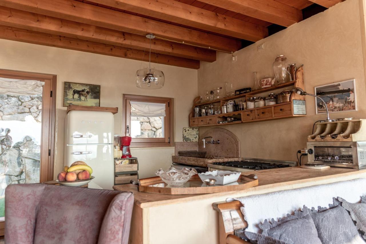 Casa Antichita Villa Torri Del Benaco Luaran gambar
