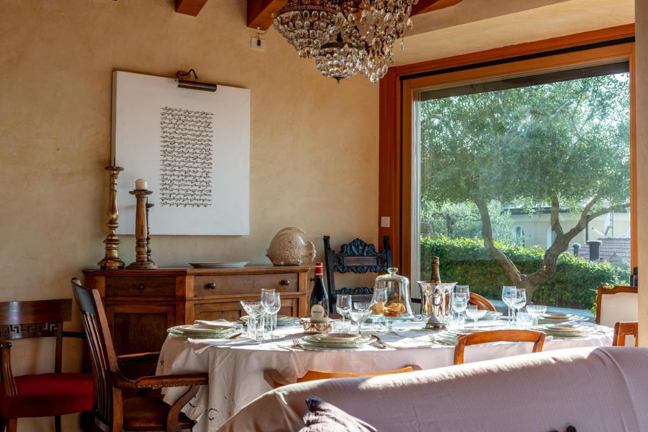 Casa Antichita Villa Torri Del Benaco Luaran gambar