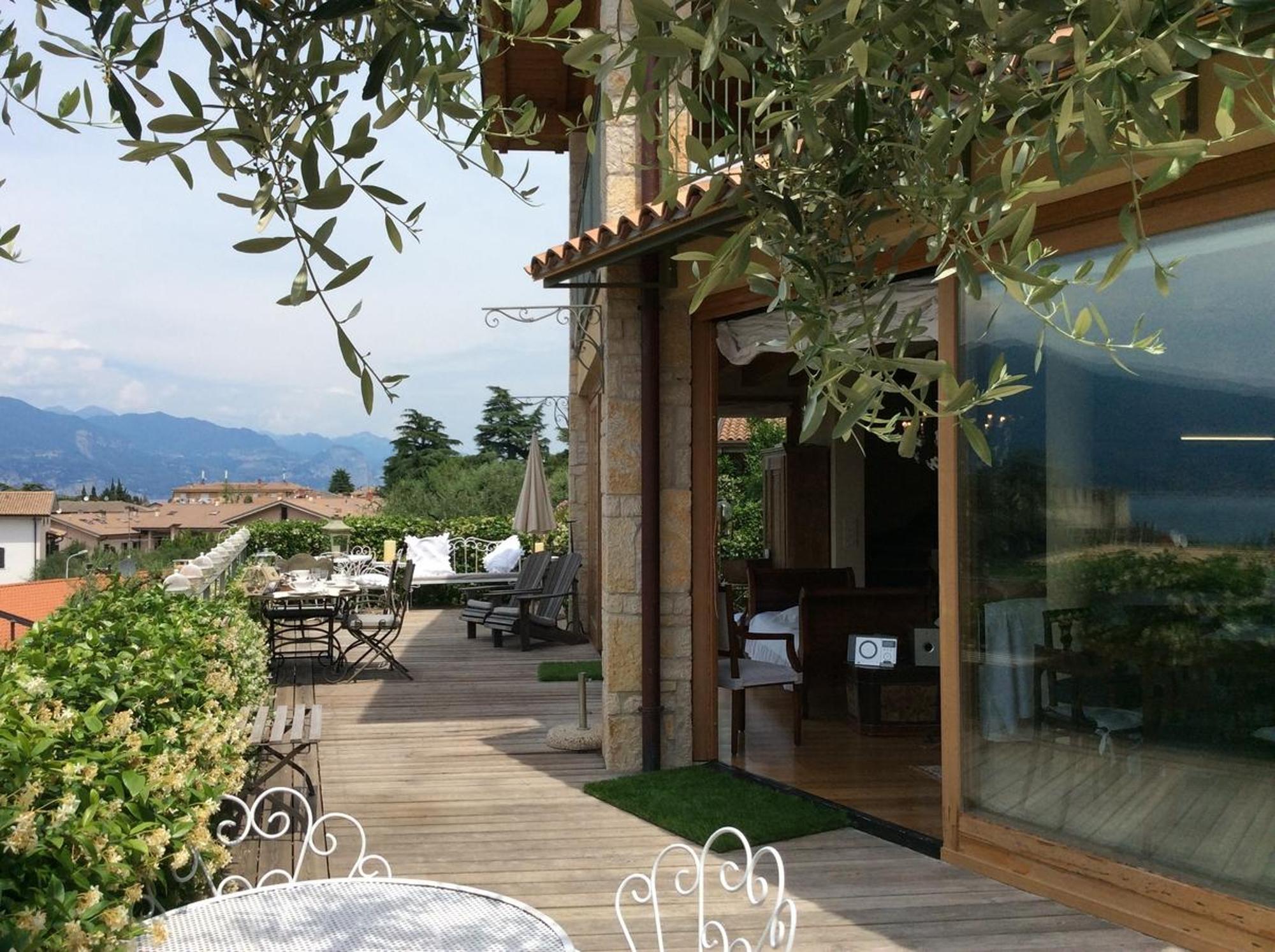 Casa Antichita Villa Torri Del Benaco Luaran gambar