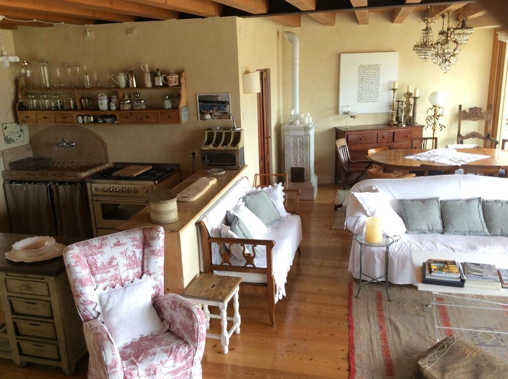Casa Antichita Villa Torri Del Benaco Luaran gambar